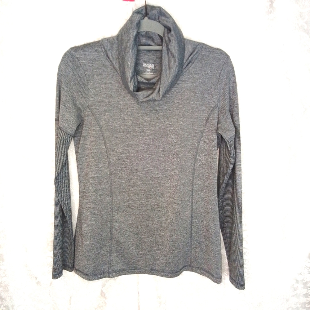 Danskin Now gray heather cowl neck long sleeved dri more top M